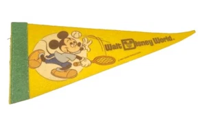 Vintage Walt Disney World PENNENT Small Souvenir Flag - Picture 1 of 4