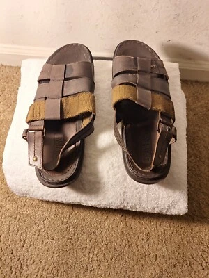KENNETH COLE REACTION MEN SANDALS US SIZE 12M. - Image 1 of 4