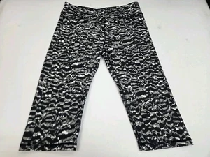 Neu mit Etikett Fabletics Damen mittelhoher Bund Crossover Taille Capri Medium 8 #7880 - Bild 1 von 12