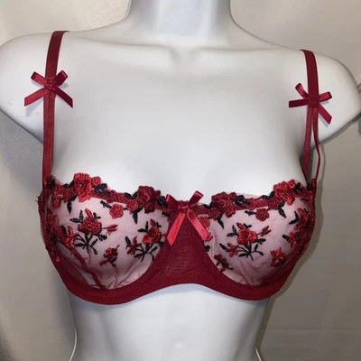 Sujetador Balconnete de encaje rojo con detalles de rosa y lazo, pequeño nuevo con etiquetas Foto 1 de 4
