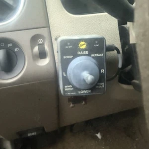 Fisher Fleet Flex Control Box With Mounting Bravket - Picture 1 of 3