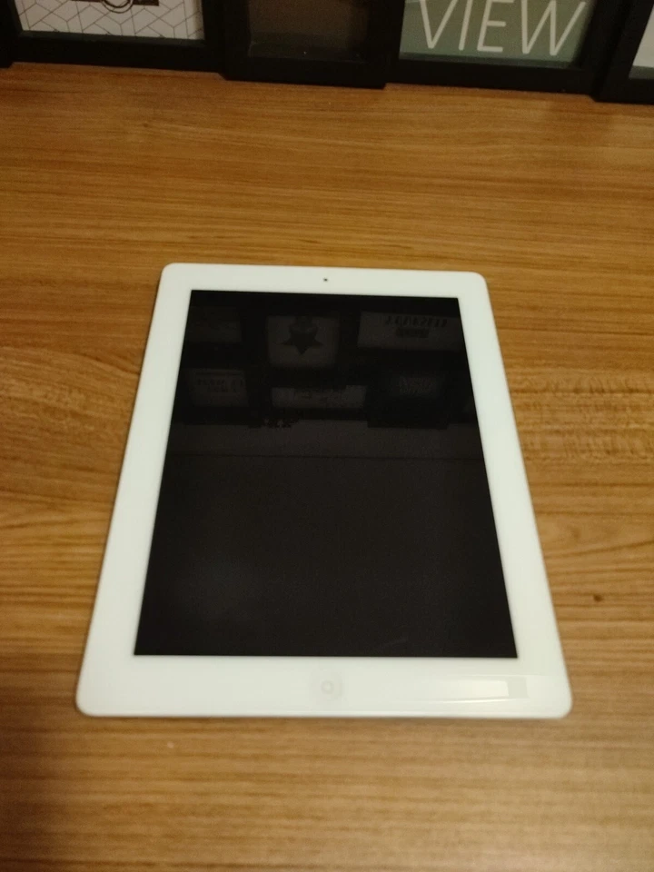APPLE IPAD 16 GB MODEL A1396 Tablette Pour Pièces  - Photo 1/4