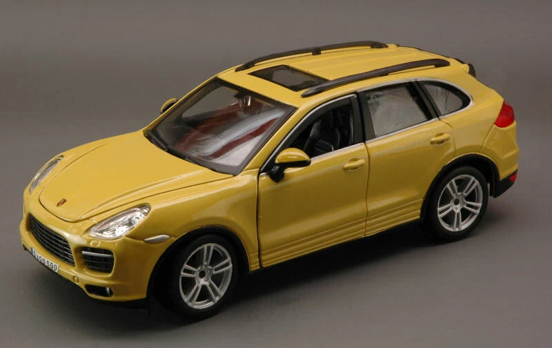 Porsche Cayenne Turbo Jaune 1:24 Model 21056Y Bburago - Photo 1/1