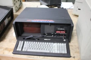 GE FANUC WORKMASTER IC640MWS905A COMPUTER - Picture 1 of 2