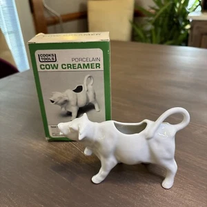 Vintage Cooks Tools Porcelain White Cow Creamer -NIB - Picture 1 of 12