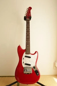 Fujigen JMG-6R Guitar Mustang Style Japan 2011 Used Excellent Sound - Picture 1 of 15