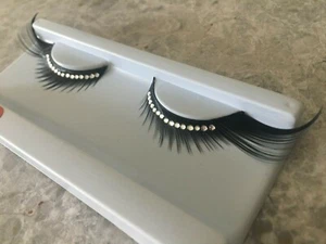 Diamond Wispies Fake Eyelashes 2.5cm - Picture 1 of 2