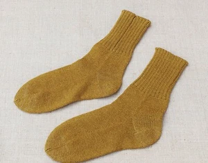 Gestrickte 100% Wolle Socken Gr. UK 7-8 EU40-41 Fußlänge 25cm warm weich - Bild 1 von 2