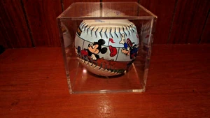 Mickey Mouse Minnie Softball Souvenir Faux Autogramm Disney Fotoball im Etui - Bild 1 von 6