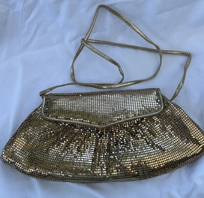 Bolso bandolera de noche vintage de malla dorada Whiting & Davis correa desmontable Foto 1 de 4