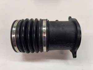 FERRARI F8 TRIBUTO 488 LH DRIVER LEFT AIR FLOW SENSOR HOUSING OEM 311496 297280 - Bild 1 von 6