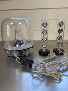 Harman Kardon SoundSticks III Multi-Media Soundsystem Subwoofer & Lautsprecher LESEN - Bild 1 von 6