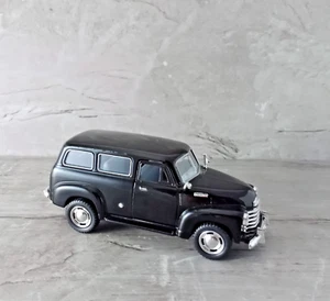 1950 Chevy Suburban, schwarz, 1:36 Diecast 5" - Türen öffnen, zurückziehen von Kinsmart - Bild 1 von 8