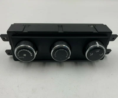 2009-2011 Volkswagen Routan AC Heater Climate Control OEM B25004 - Image 1 of 4