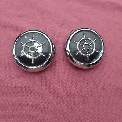 Emblemas de assento Packard Clipper 1955, par, bom! ornamento - Imagem 1 de 4