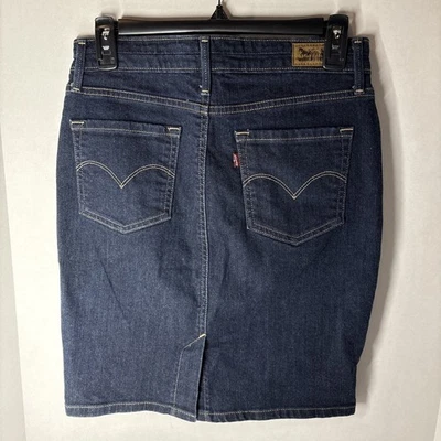 Levi's Women's Dark Blue Jean Denim Straight Pencil Skirt  sz 27 (Small) - Image 1 of 4