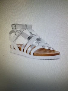 NWT White SANDALS Wonder Nation Sz 8 Girls Will Go With Everything This  Summer - Picture 1 of 9