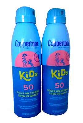 Spray protector solar para niños Coppertone FPS 50 (paquete de 2) - 5,5 OZ cada uno CADUCIDAD 7/2026 Foto 1 de 3
