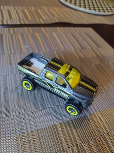 DODGE RAM 1500 HOT WHEELS DIECAST Malaysia B27 - Picture 1 of 8