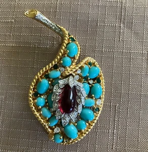 VINTAGE KENNETH J. LANE FAUX TURQUOISE/RHINESTONES LEAF BROOCH/PIN (989) - Picture 1 of 4
