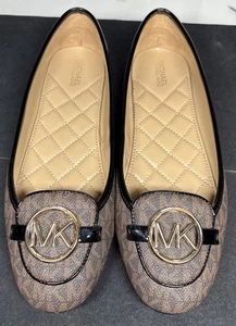 Michael Kors Lillie Moc Brown Logo w/ Gold Hardware Women's sizes 8.5M MV22L - Picture 1 of 11