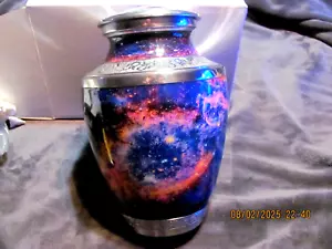Urna de nebulosa hélice para cenizas adulto hombre urna grande y pequeña para cenizas para mujer -... - Imagen 1 de 9