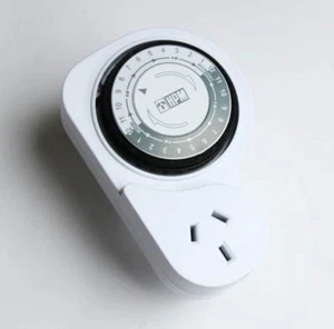 HPM Indoor Electrical Powerpoint (Power Point) 24 Hour Timer 15 min increments - Picture 1 of 3