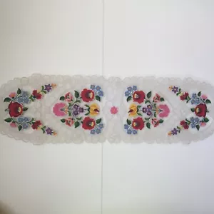 Ungarische handbestickte Tischdecke Kalocsa Blumenmuster Läufer Spitze 39,5 Zoll x 11,5 Zoll - Bild 1 von 10