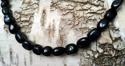 😏 Schwarzer Turmalin Schörl polierte Nuggets ca. 10-12 mm Perlen Strang 😉 - Bild 1 von 2