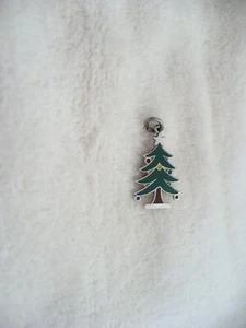 B23- VINTAGE STERLING ENAMEL CHRISTMAS TREE CHARM #1218C - Picture 1 of 5