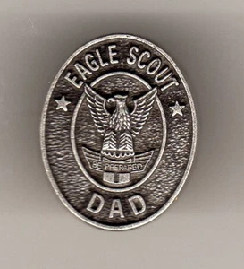 Pin de reconocimiento Eagle Scout Dad, metal ovalado, ¡como nuevo en paquete! - Imagen 1 de 1