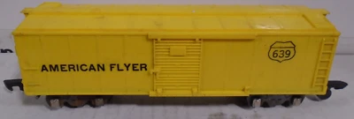 VINTAGE AMERICAN FLYER #639 S GAUGE YELLOW BOX CAR W/LINK COUPLERS - Image 1 of 4