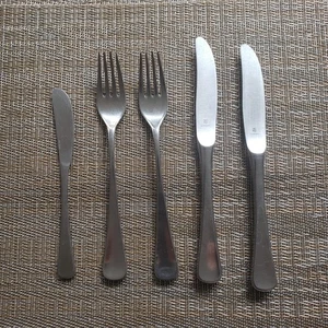 5 Pc WMF Cromargan FINESSE Stainless Flatware 3 Knives Knife 2  Dinner Forks Ger - Picture 1 of 3