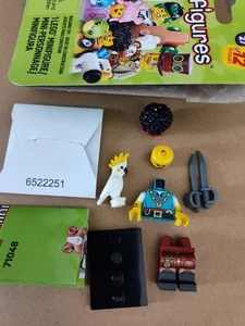 LEGO Series 27 Collectible Minifigures 71048 Pirate Quartermaster New Open Box - Picture 1 of 4
