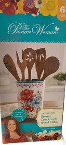 Preciosa vasija para utensilios de jardín Pioneer Woman de 6 piezas con 5 herramientas de madera - Imagen 1 de 4