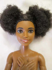 Nude Barbie Fashionistas # 133 Doll Made to Move Body Natural Hair Articulated - Bild 1 von 11
