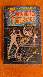 Robert Anton Wilson, COSMIC TRIGGER: Final Secret Of The Illuminati, PB, 1977 - Bild 1 von 10