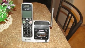 AT&T Telephone Handset & Answering Base & Power Supply.Model CRL 82312 Tested VG - Picture 1 of 3