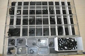 Alfa Romeo GTV Spider 916 Halter Clip Kabelbäume Leitungen Einzelverkauf ! lesen - Picture 1 of 12