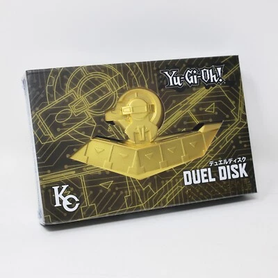 Mini réplica oficial de disco de duelo Yugioh Konami chapado en oro de 24k coleccionable Foto 1 de 4