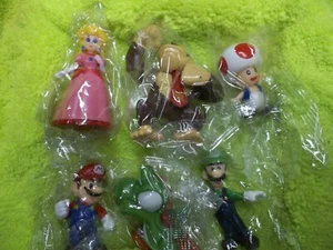 Super Mario 6er Set PVC Mini Figur Sammlung Cake Toppers Serie 2 Neu - Bild 1 von 2