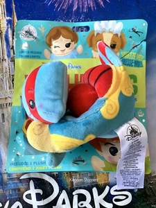 Peluche Peter Pan’s Flight Ship 2021 Disney Parks Wishables variante roja azul - Imagen 1 de 1