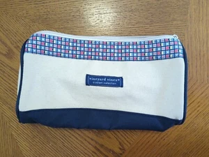 Bolsa de artículos de tocador de maquillaje Vineyard Vines crema marina 10,5x5,5x2,5 banderas de vela - Imagen 1 de 8
