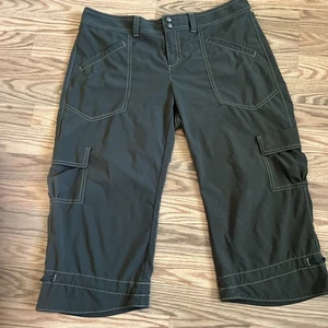 Athleta Cargo Caprihose Damen M ? Olivgrün Leicht Stretch Wandern Aktiv - Bild 1 von 14