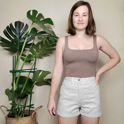 Винтажные женские джинсовые шорты 80-е 90-е Guess кремовые бежевые с высокой талией Mom 24 дюйма - Изображение 1 из 4