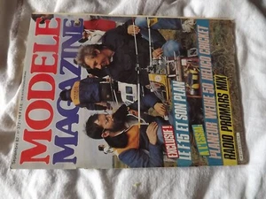 0104 Modèle magazine n°372 A l'essai : planeur Weihe 50 helico cricket - Bild 1 von 1