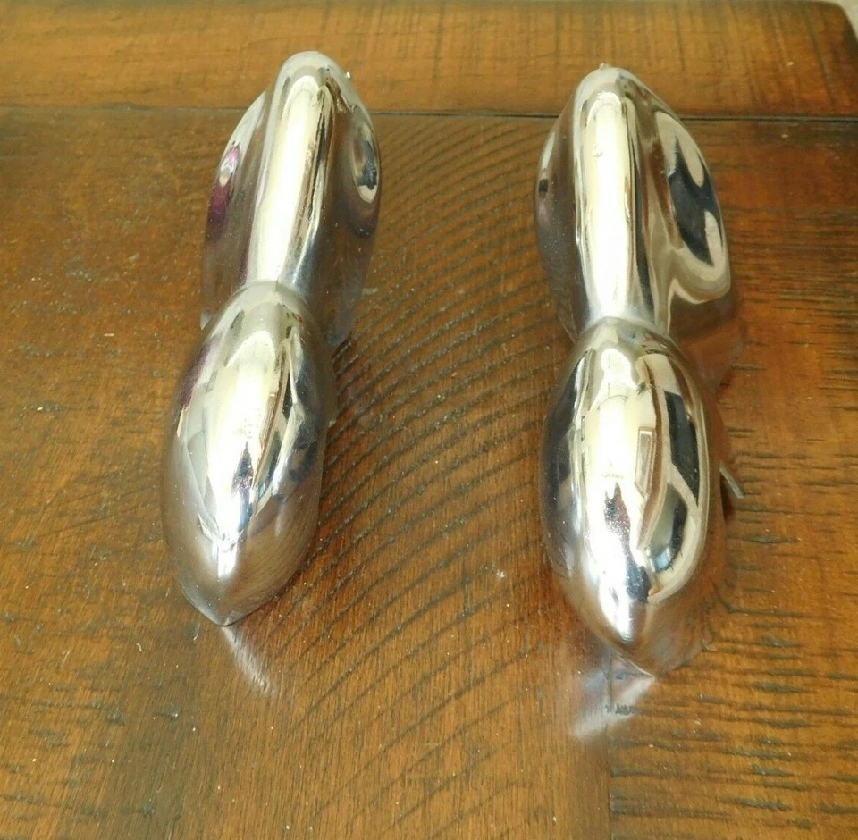 Pontiac Silver Streak 1941 accesorio parachoques protector tapas de extremo Nuevo de Lote Antiguo LH RH Chevrolet  Foto 1 de 4