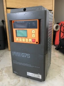 Fuji Fvr G7S Entrée 220V Pour Moteur Triphasé A 220V 9KVA 5A - Picture 1 of 8