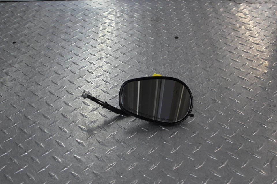 Espejo retrovisor derecho Harley-Davidson Iron 883 XL883N 2011 Foto 1 de 4