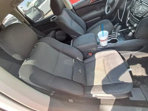 Used Front Lower Center Console fits: 2017 Nissan Pathfinder floor AWD w/o navig - Picture 1 of 24